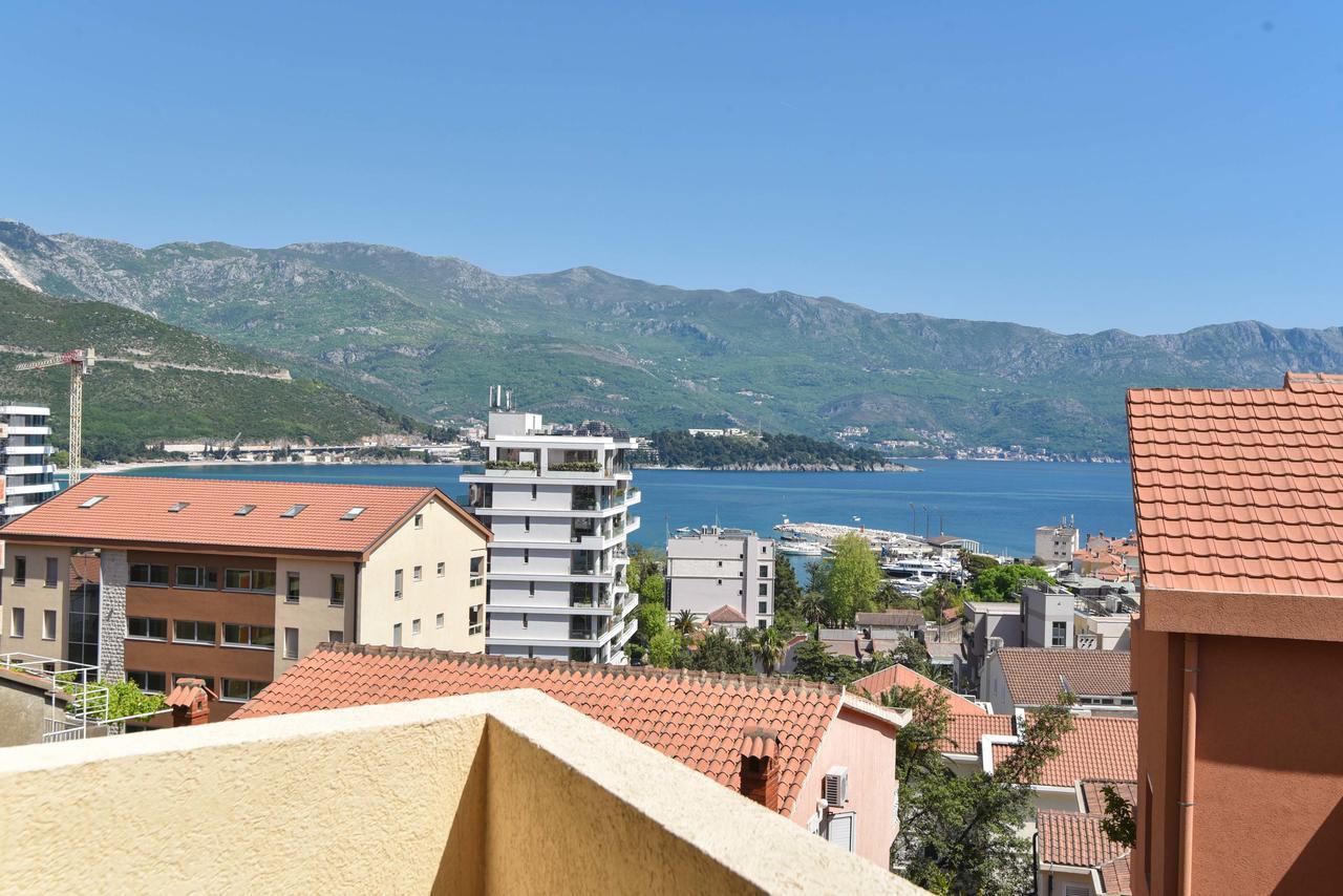Apartments Jelusic Budva Luaran gambar