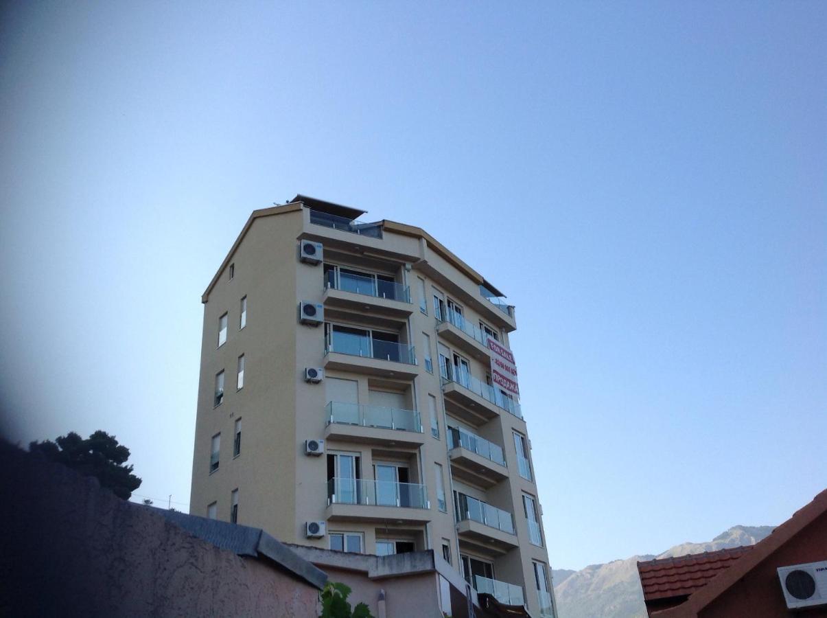 Apartments Jelusic Budva Luaran gambar